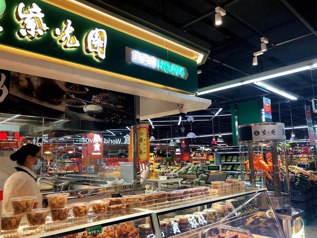 布局中央廚房、進(jìn)超市開檔口 餐企開啟增量市場比拼